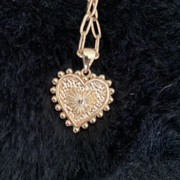 S Heart Chain Necklace - Picture 3 of 3